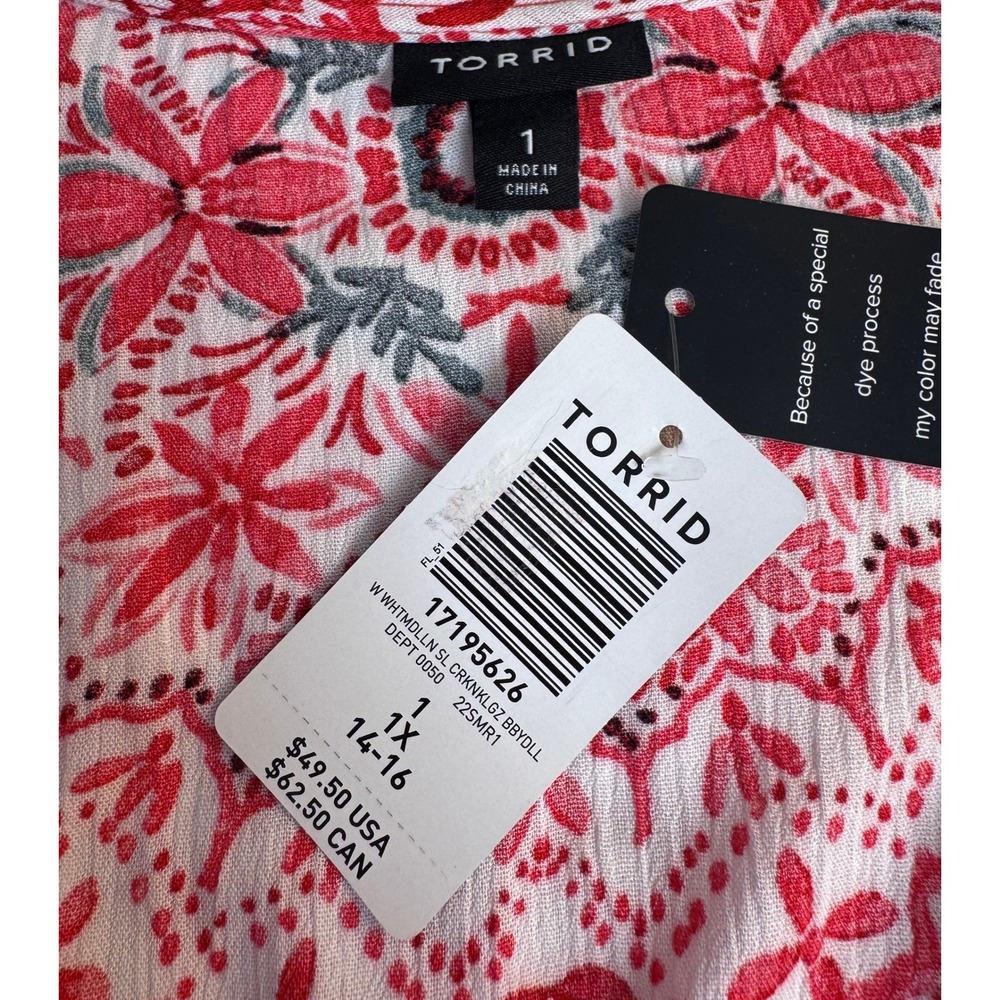 NWT Torrid Crinkle Gauze Crochet Inset Lace Up Medallion Top 1 1X 14-16 - Picture 4 of 9